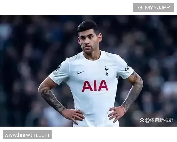 足球后卫中最帅球星排名揭晓